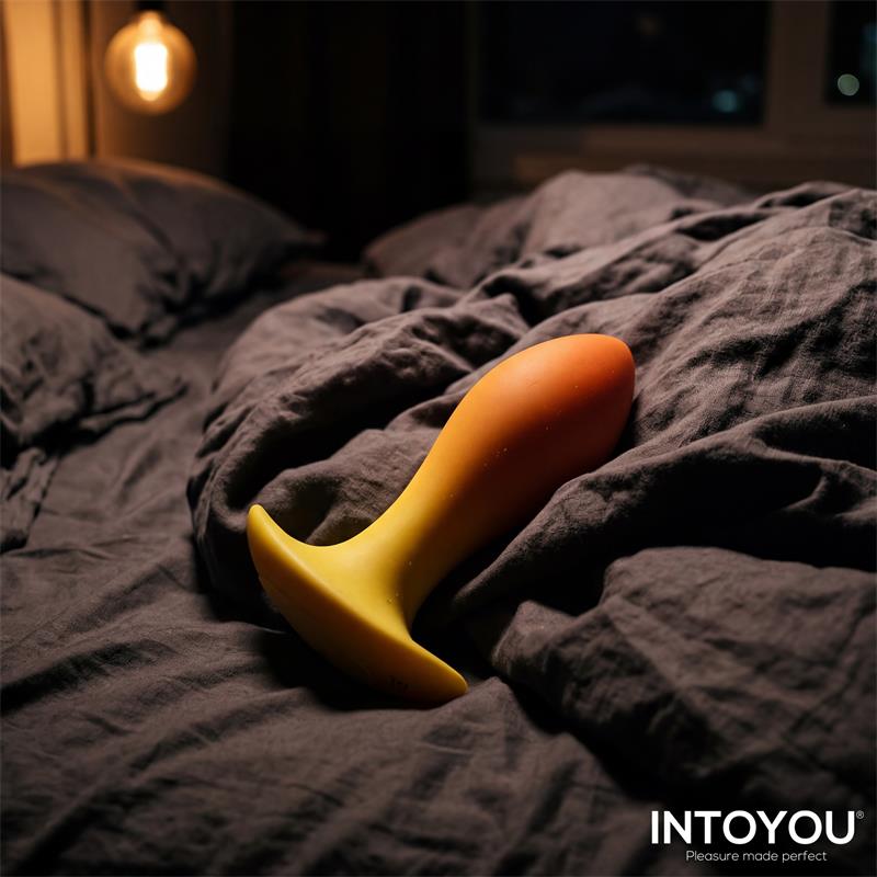 Auria Vibrating Anal Plug with Remote Control USB-C