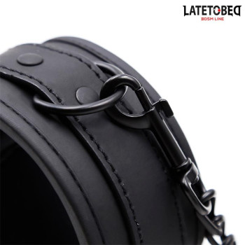  Solid black wrist